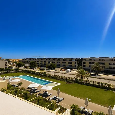 The Nine Aurum Sky By Cleverdetails In Apartment Vilamoura